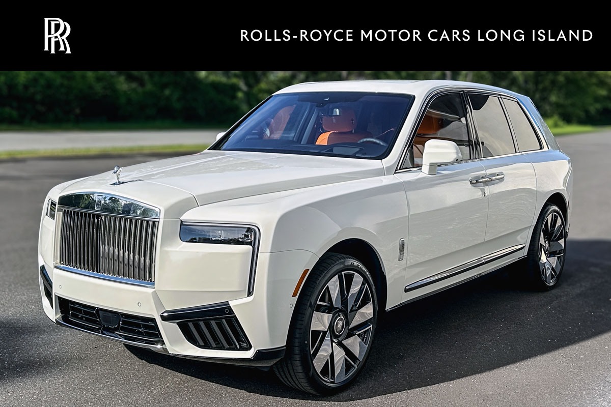 2027 Rolls-Royce Cullinan -'s photo