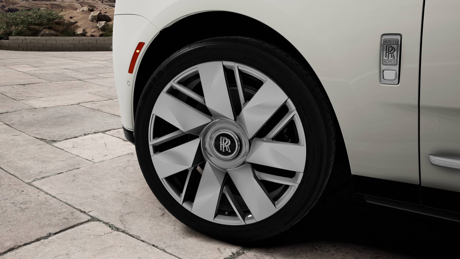 2027 Rolls-Royce Cullinan Image 5