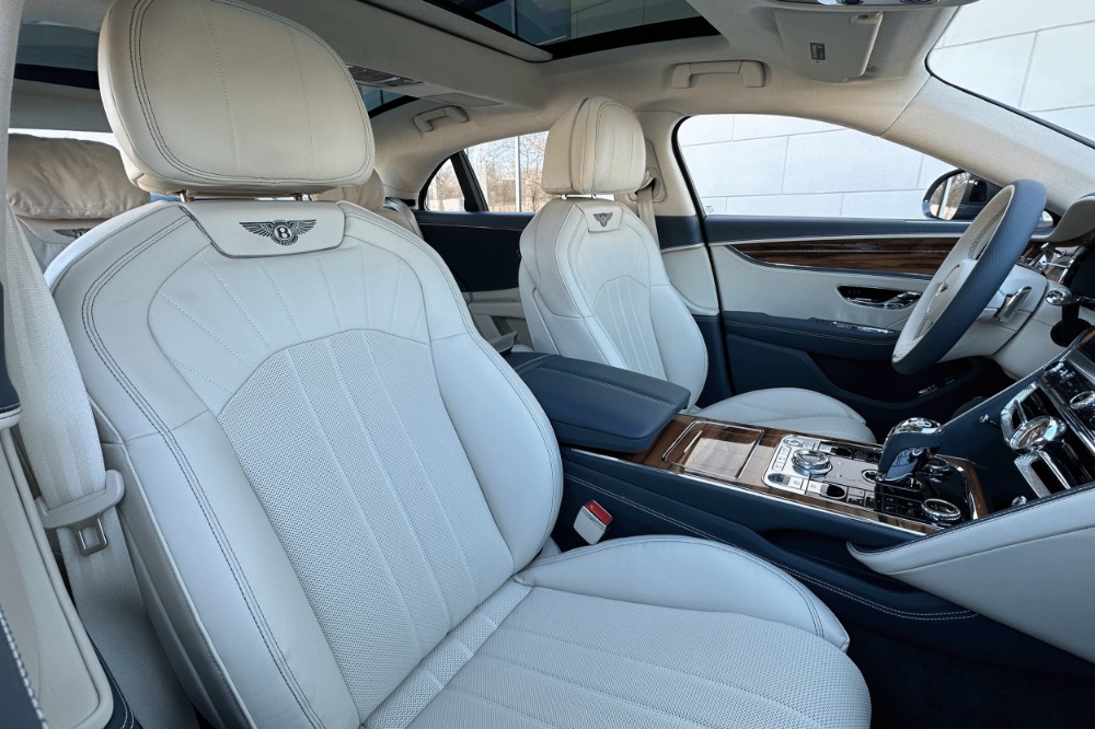 2024 Bentley Flying Spur Image 13