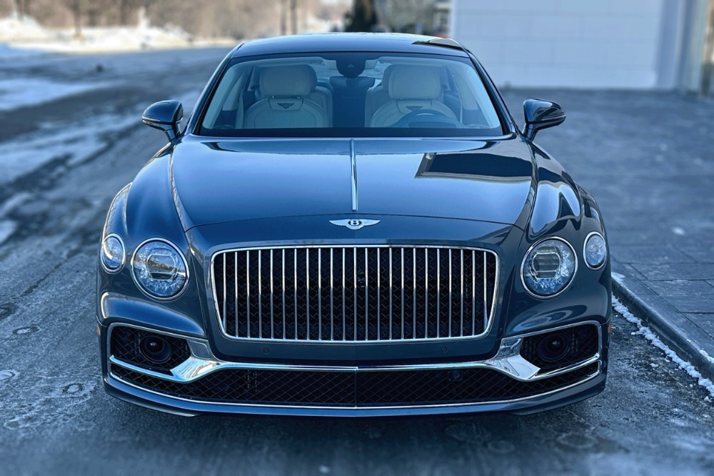 2024 Bentley Flying Spur Image 19