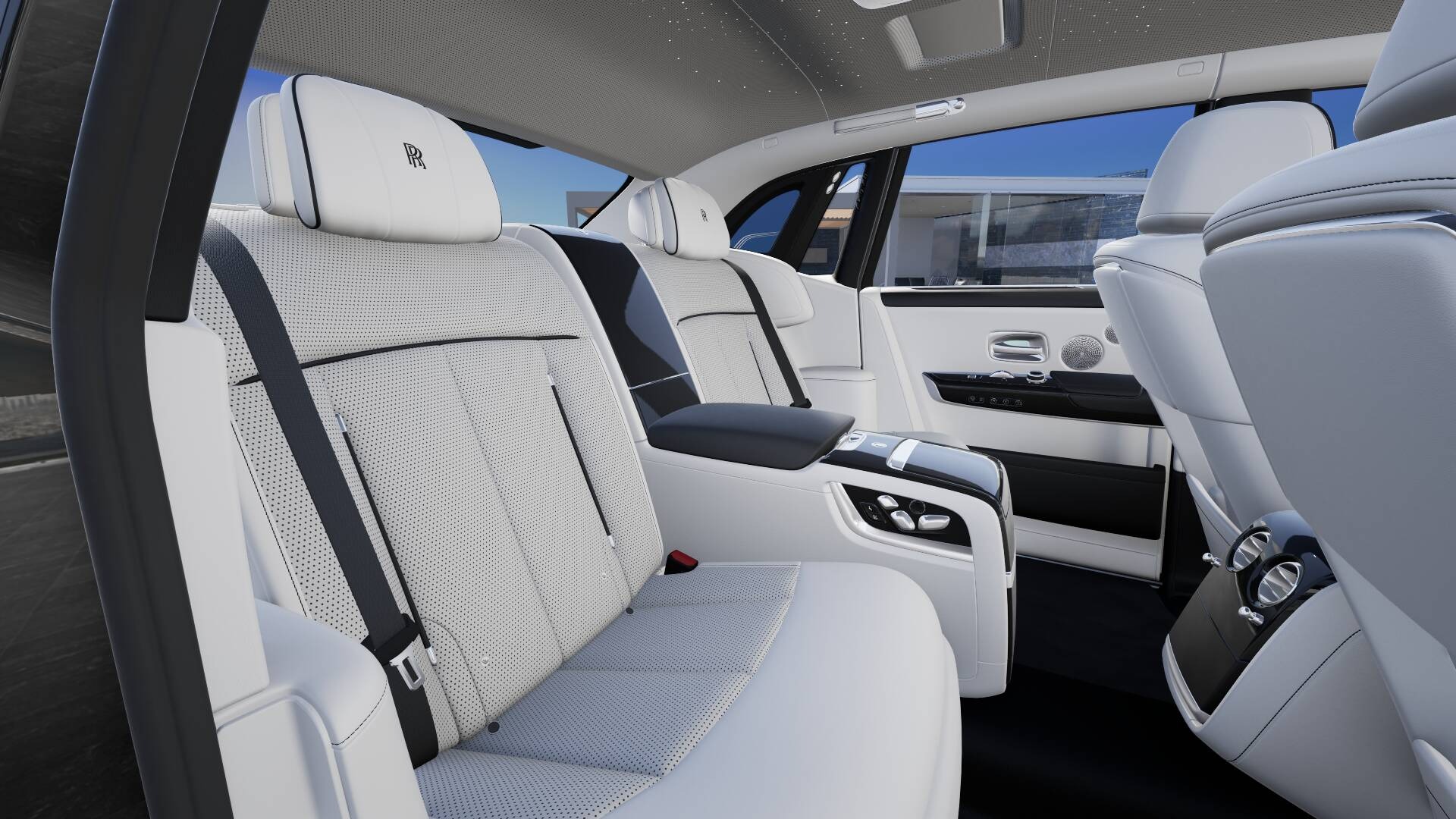 2026 Rolls-Royce Phantom Image 4