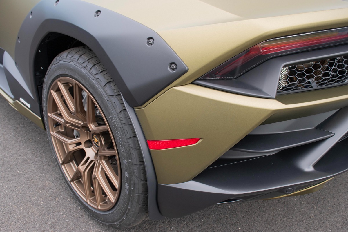 2023 Lamborghini Huracan Image 18