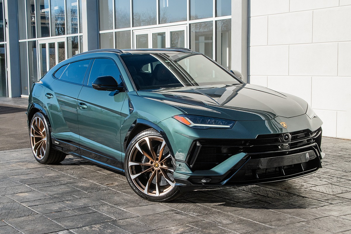 2024 Lamborghini Urus Image 10