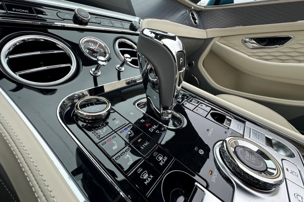 2025 Bentley Continental GT Image 11