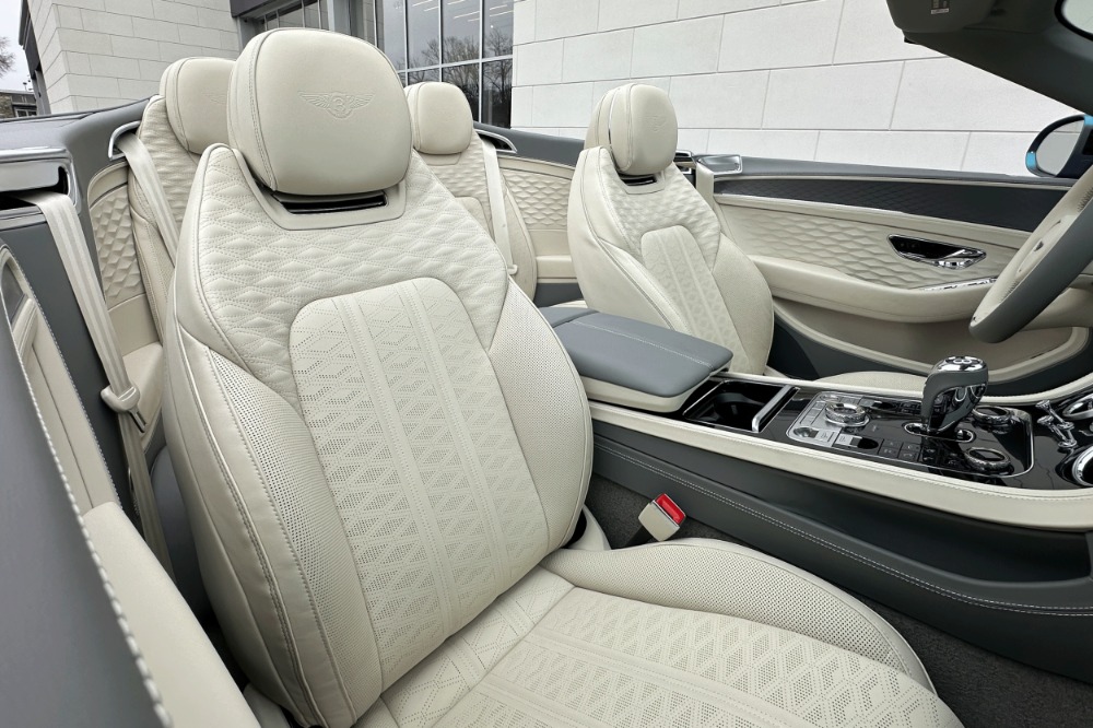 2025 Bentley Continental GT Image 13