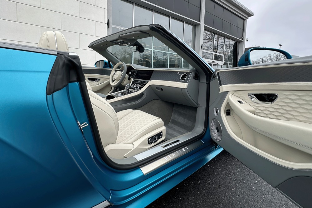 2025 Bentley Continental GT Image 17