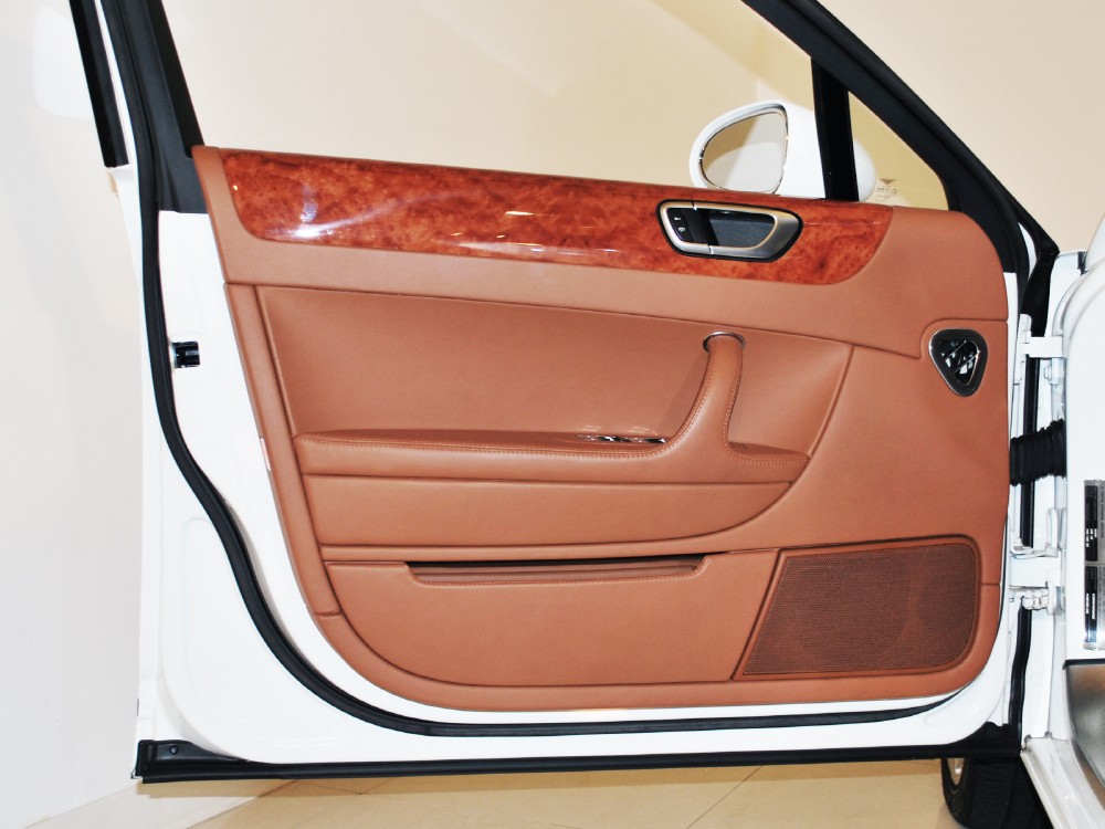 2007 Bentley Continental Flying Spur Image 24