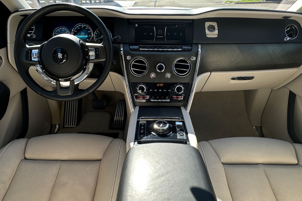 2020 Rolls-Royce Cullinan Image 4