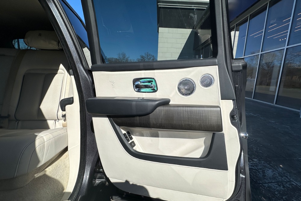2020 Rolls-Royce Cullinan Image 5