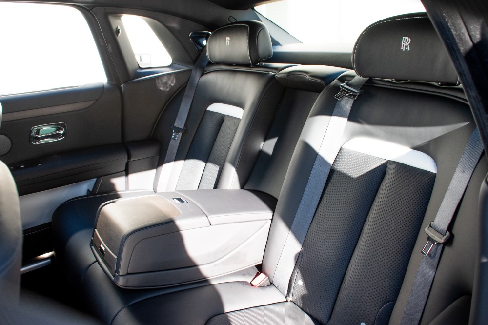 2022 Rolls-Royce Ghost Image 4