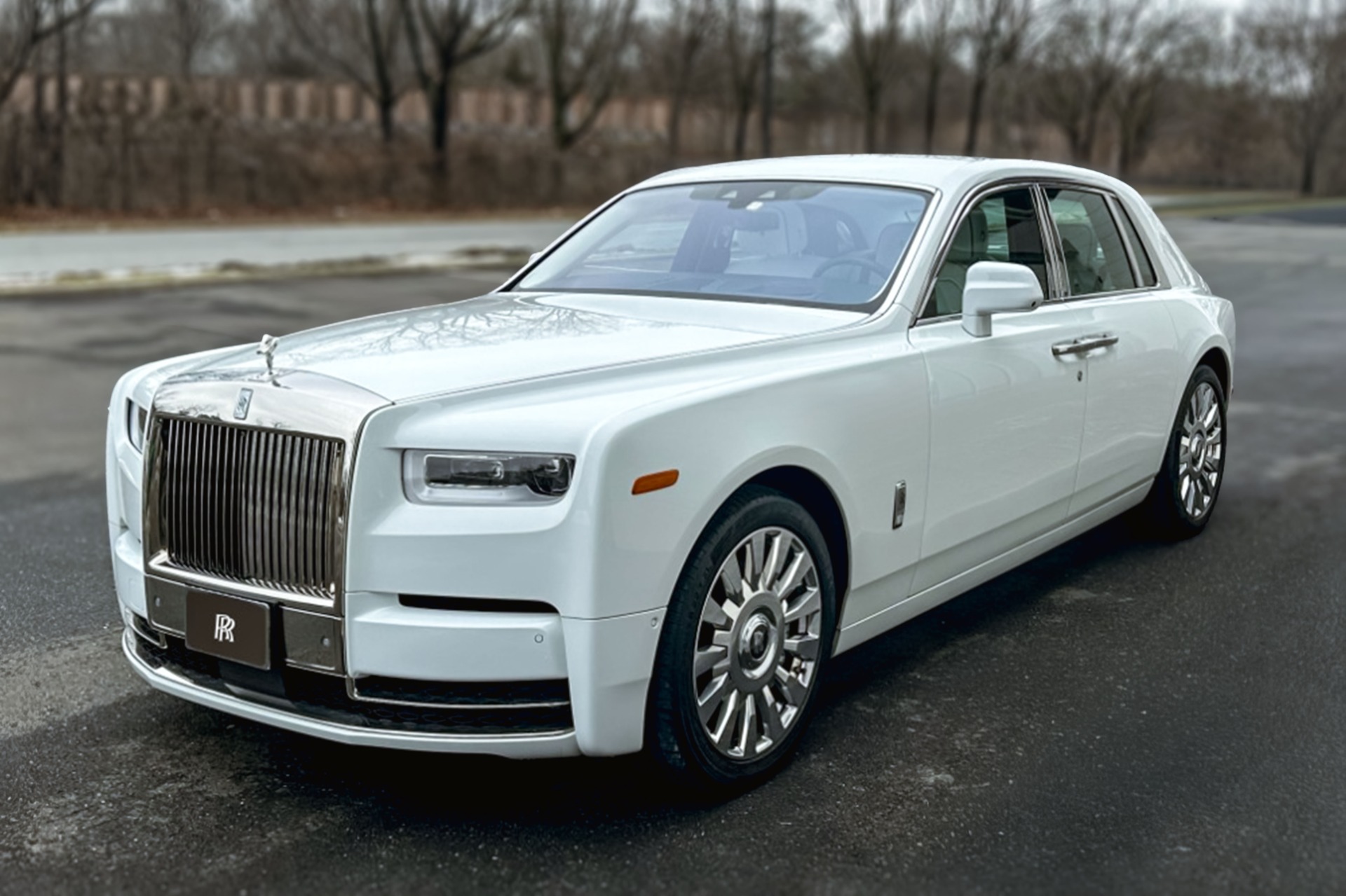 2022 Rolls-Royce Phantom Image 14