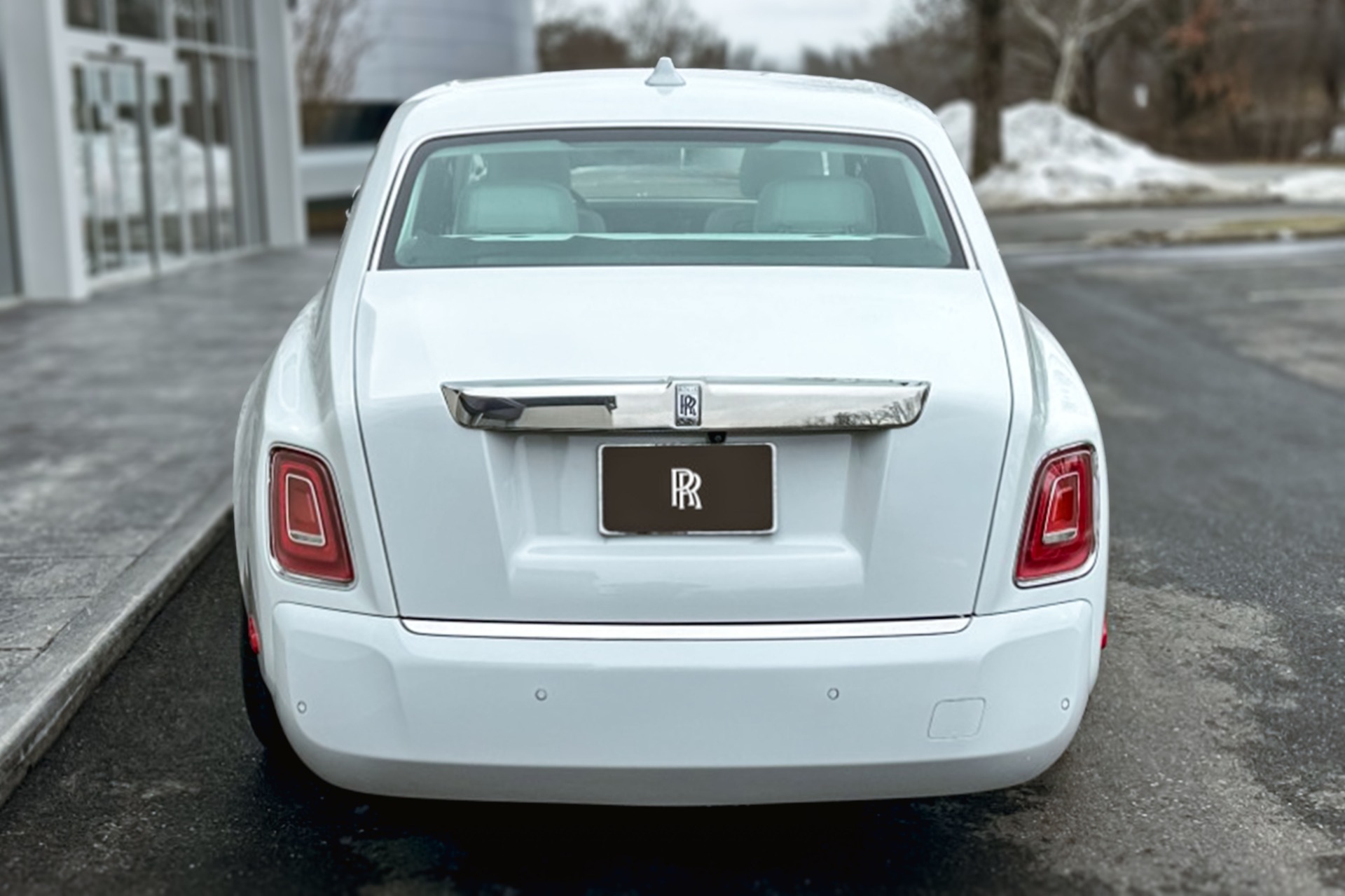 2022 Rolls-Royce Phantom Image 15