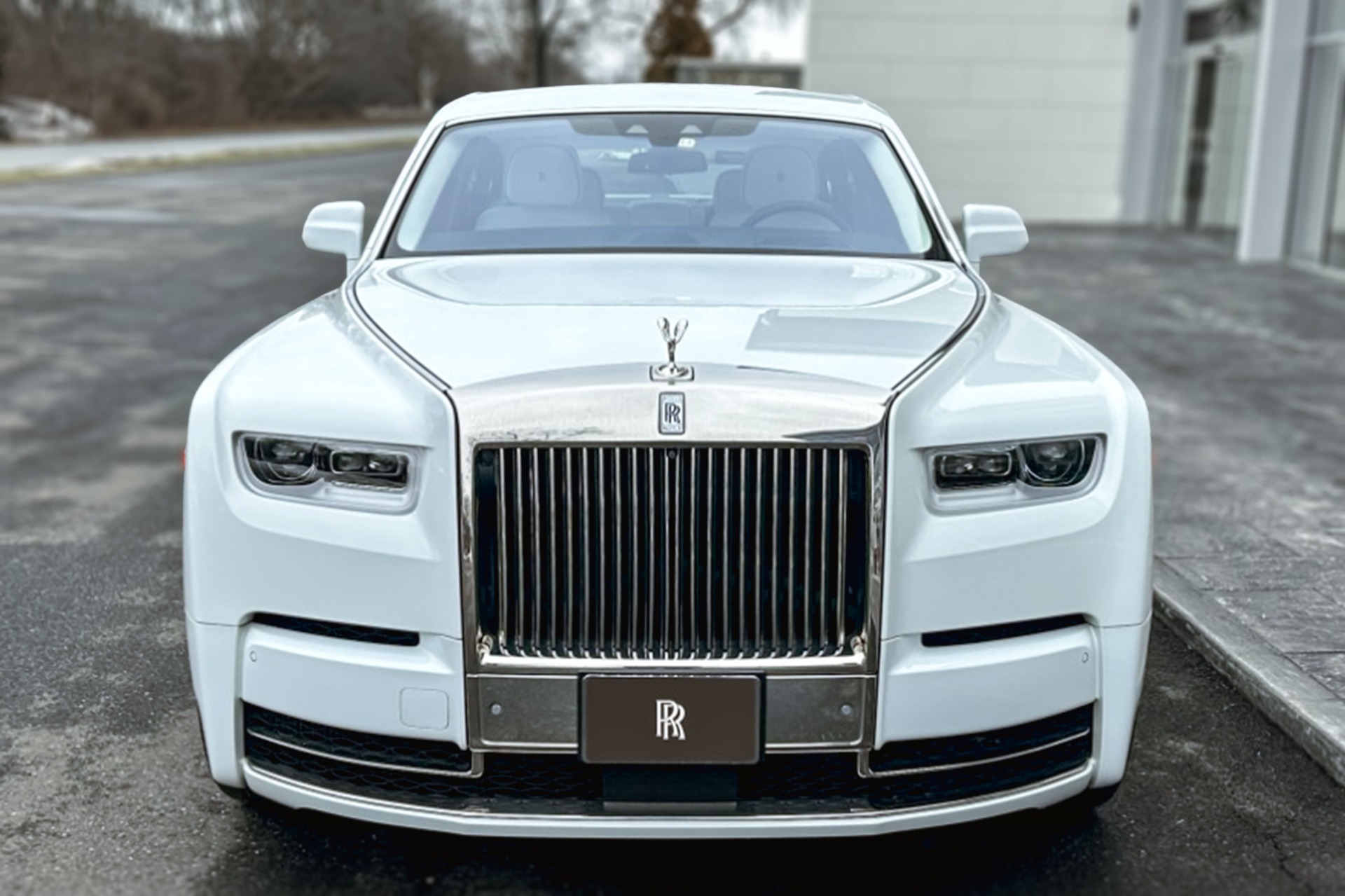 2022 Rolls-Royce Phantom Image 5