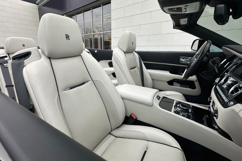 2018 Rolls-Royce Dawn Image 13