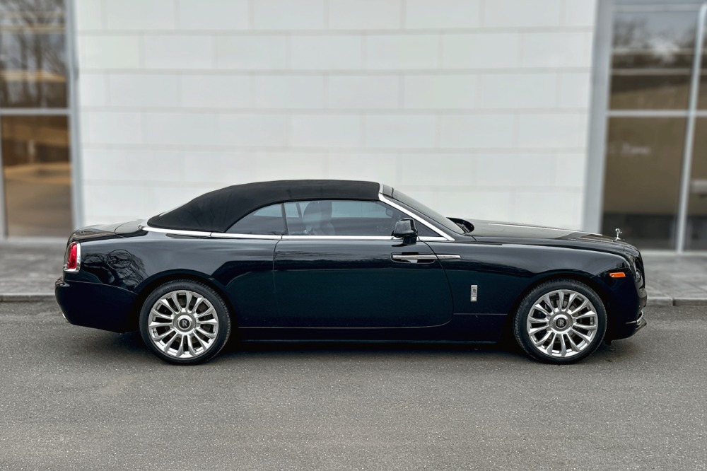 2018 Rolls-Royce Dawn Image 24