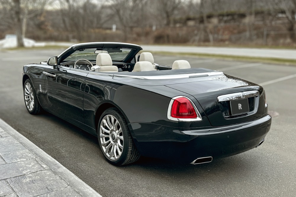 2018 Rolls-Royce Dawn Image 28