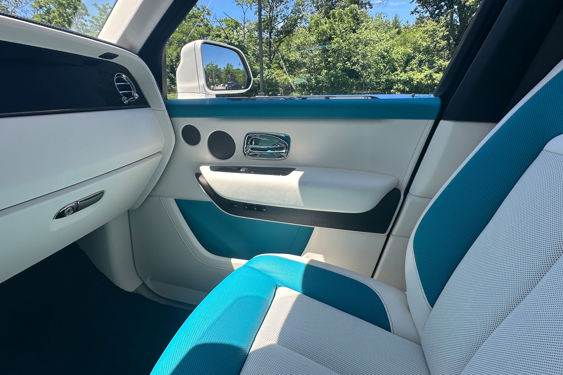 2027 Rolls-Royce Cullinan Base - Photo 11
