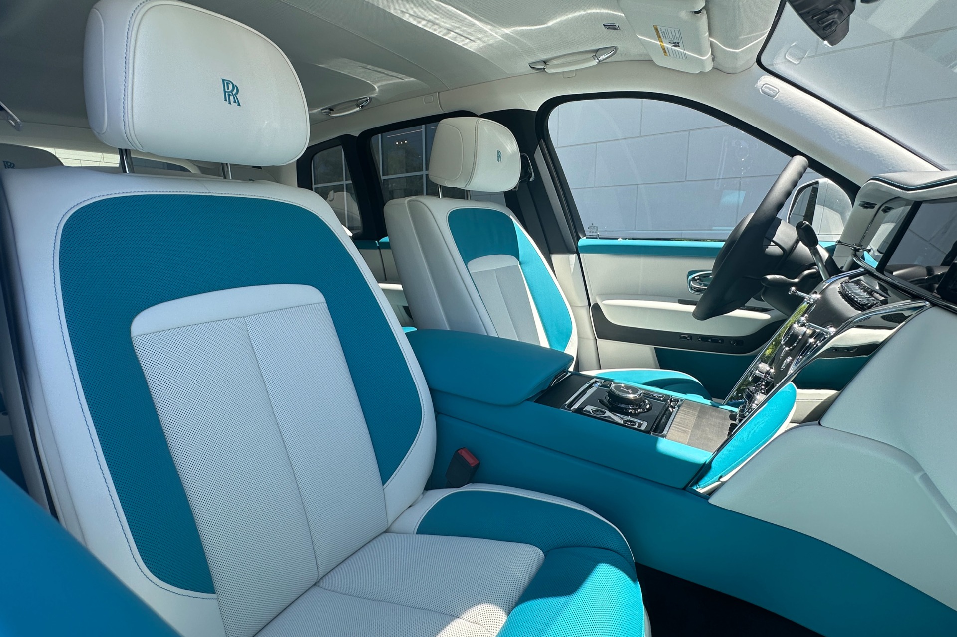 2027 Rolls-Royce Cullinan Base - Photo 12