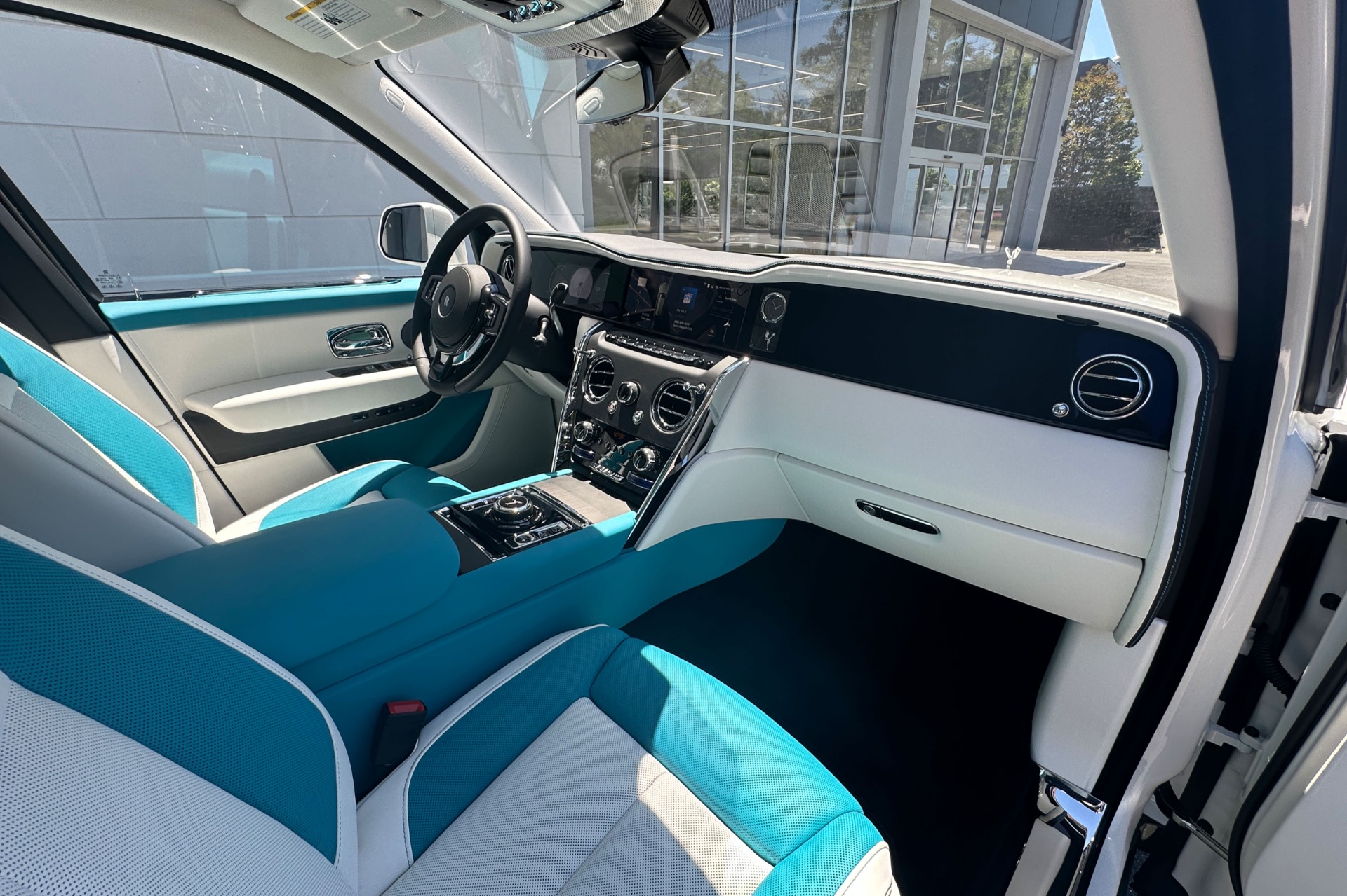 2027 Rolls-Royce Cullinan Base - Photo 13