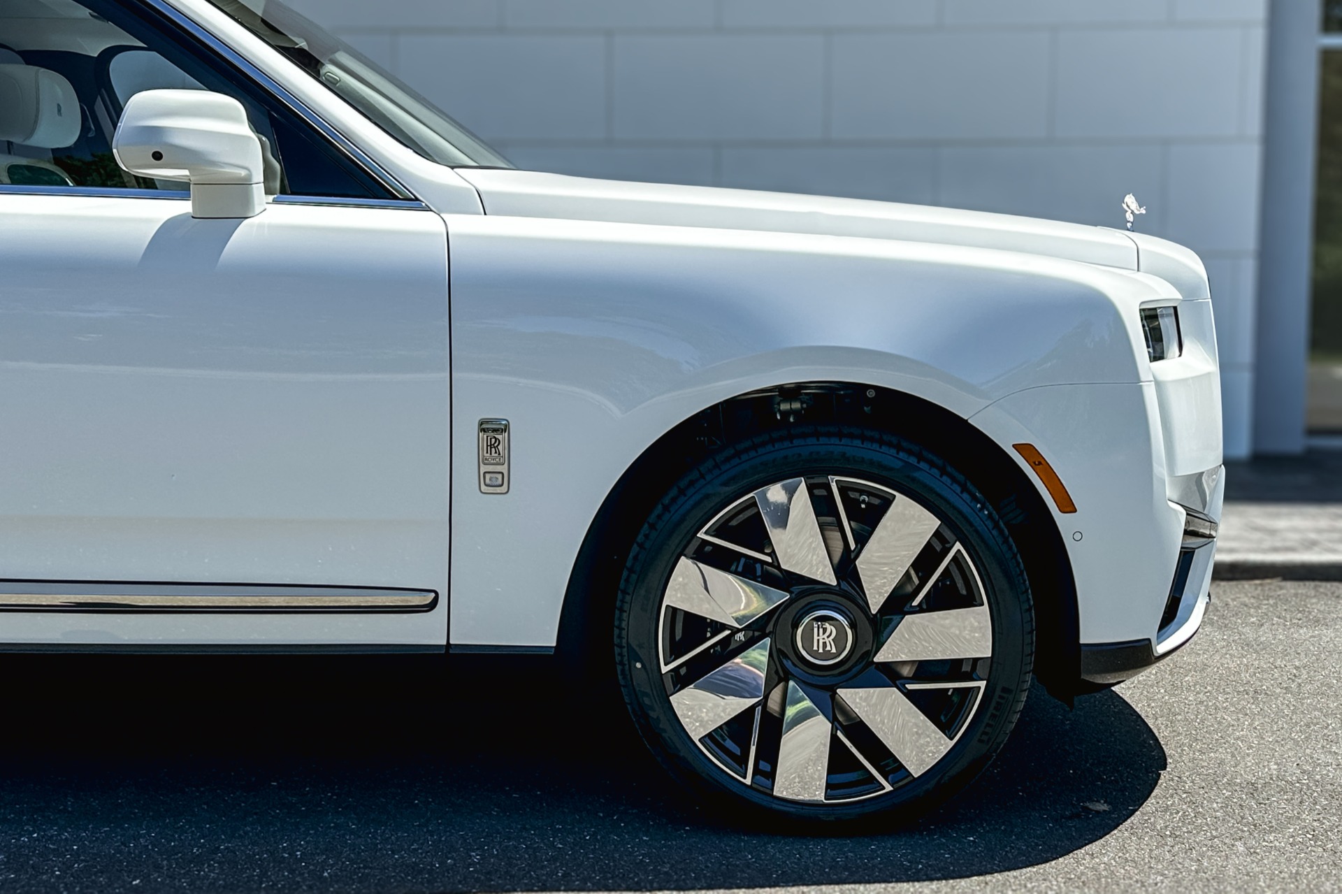 2027 Rolls-Royce Cullinan Base - Photo 23