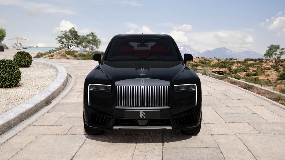 2027 Rolls-Royce Cullinan Image 7