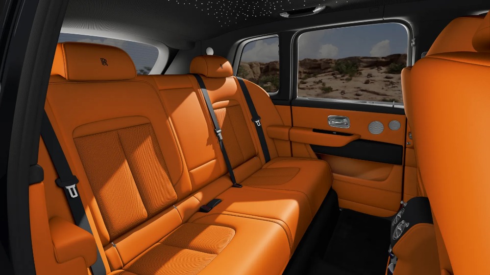 2027 Rolls-Royce Cullinan Image 8