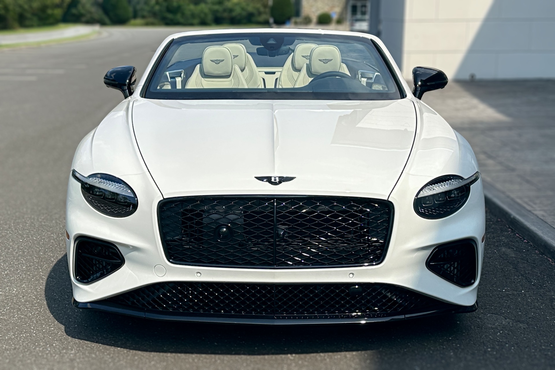 2026 Bentley Continental GTC Image 22