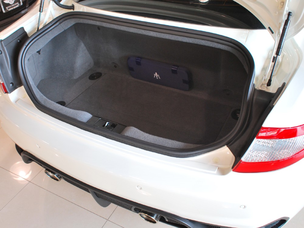 2012 Maserati GranTurismo Image 20