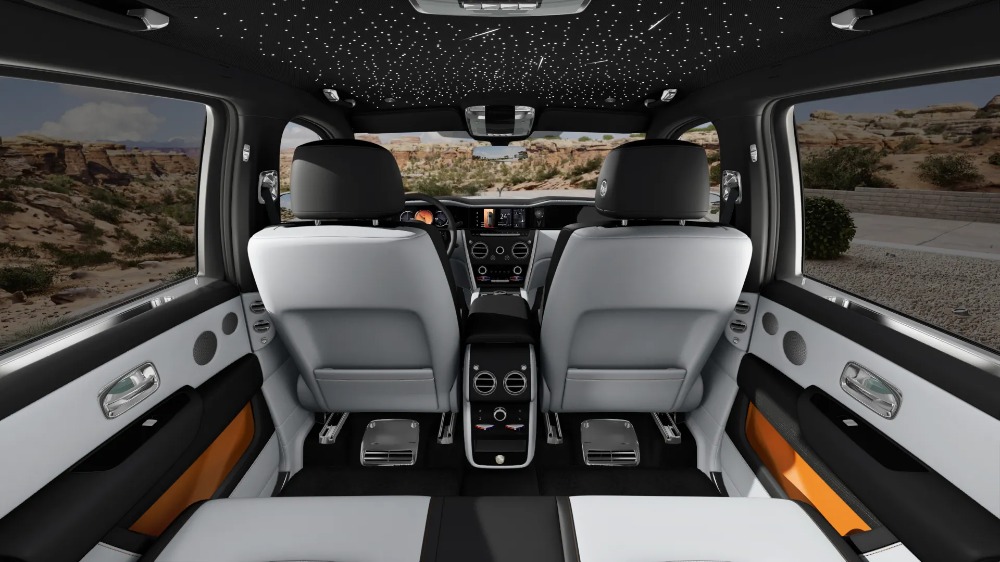2027 Rolls-Royce Cullinan Image 6