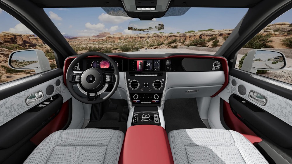 2027 Rolls-Royce Cullinan Image 4