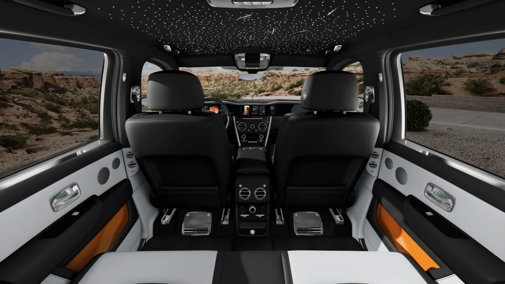 2027 Rolls-Royce Cullinan Image 8