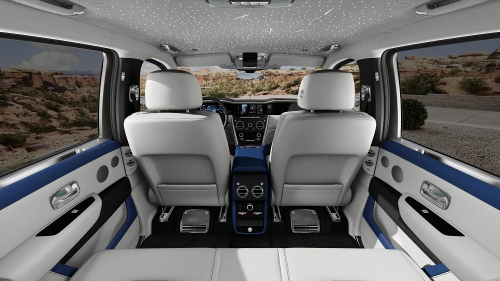 2027 Rolls-Royce Cullinan Image 8