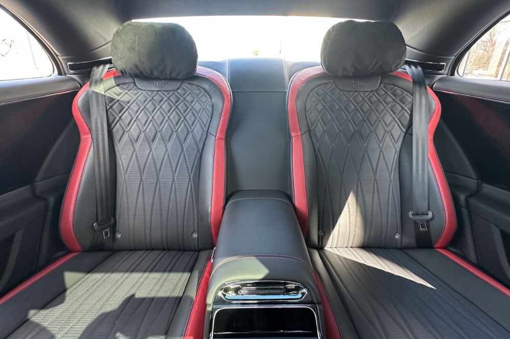 2023 Bentley Flying Spur Image 15
