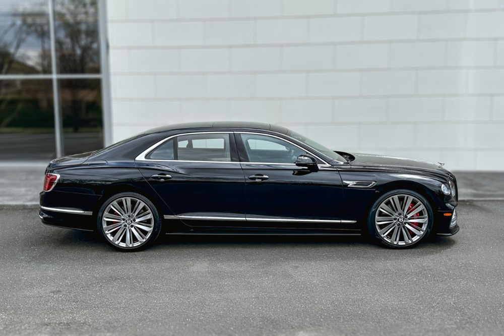 2023 Bentley Flying Spur Image 5