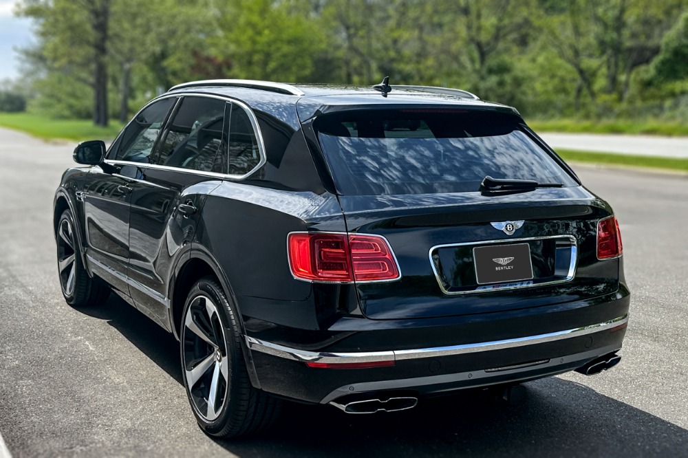 2019 Bentley Bentayga Image 19