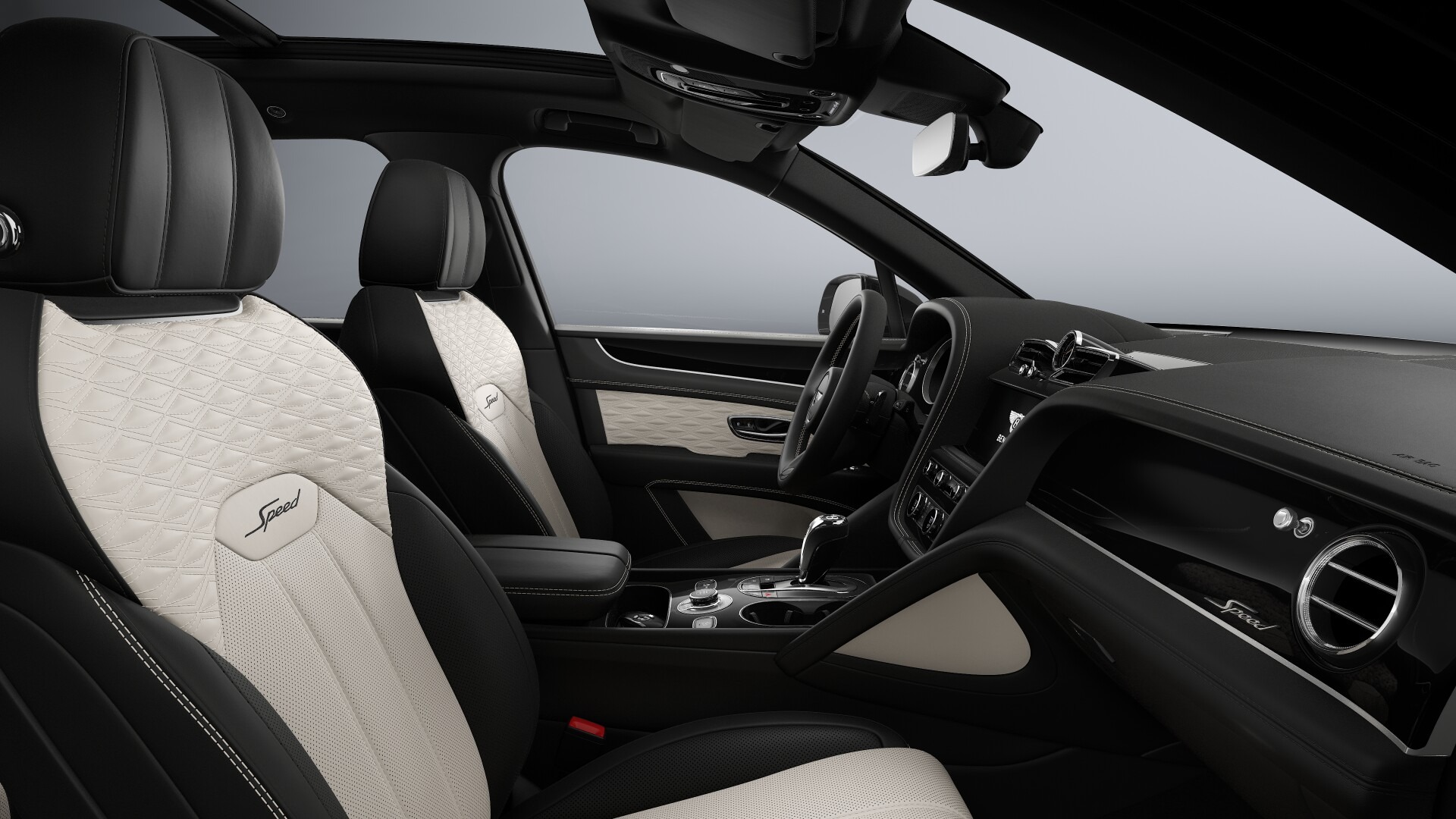 2027 Bentley Bentayga Image 4