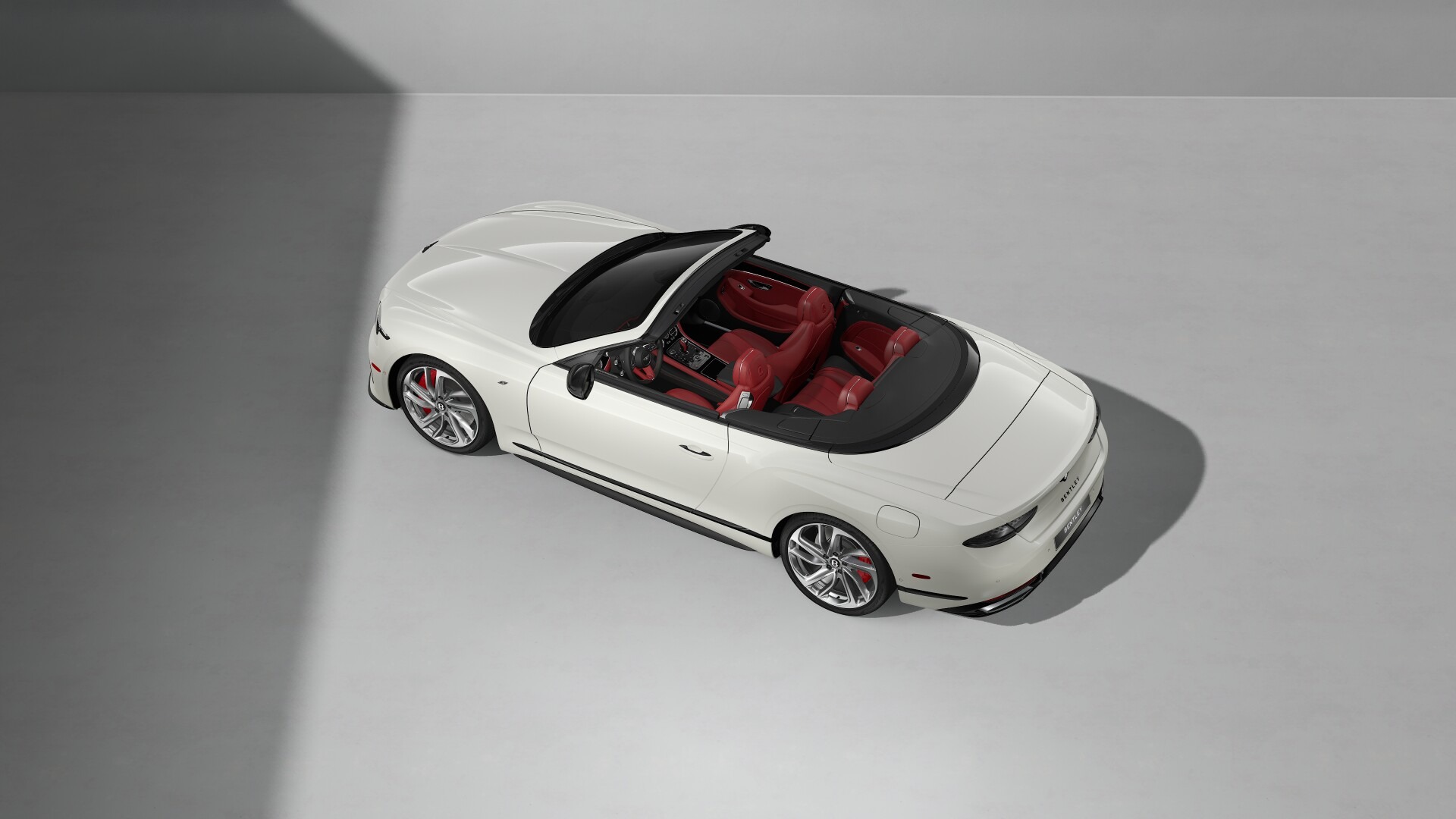 2026 Bentley Continental GTC Image 7
