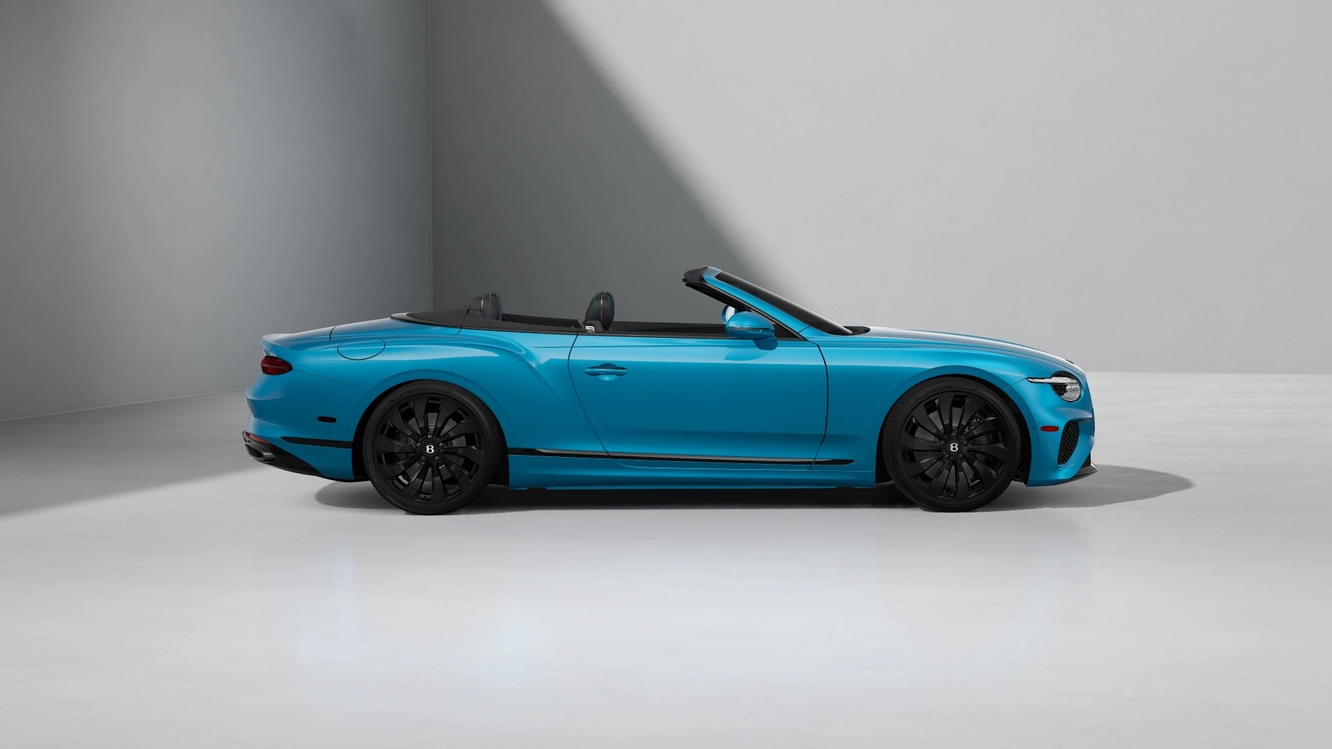 2027 Bentley Continental GTC Image 3
