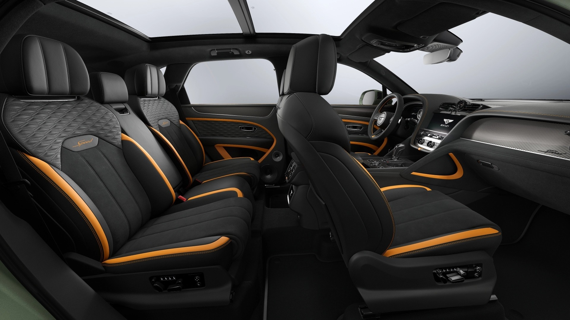 2027 Bentley Bentayga Image 8