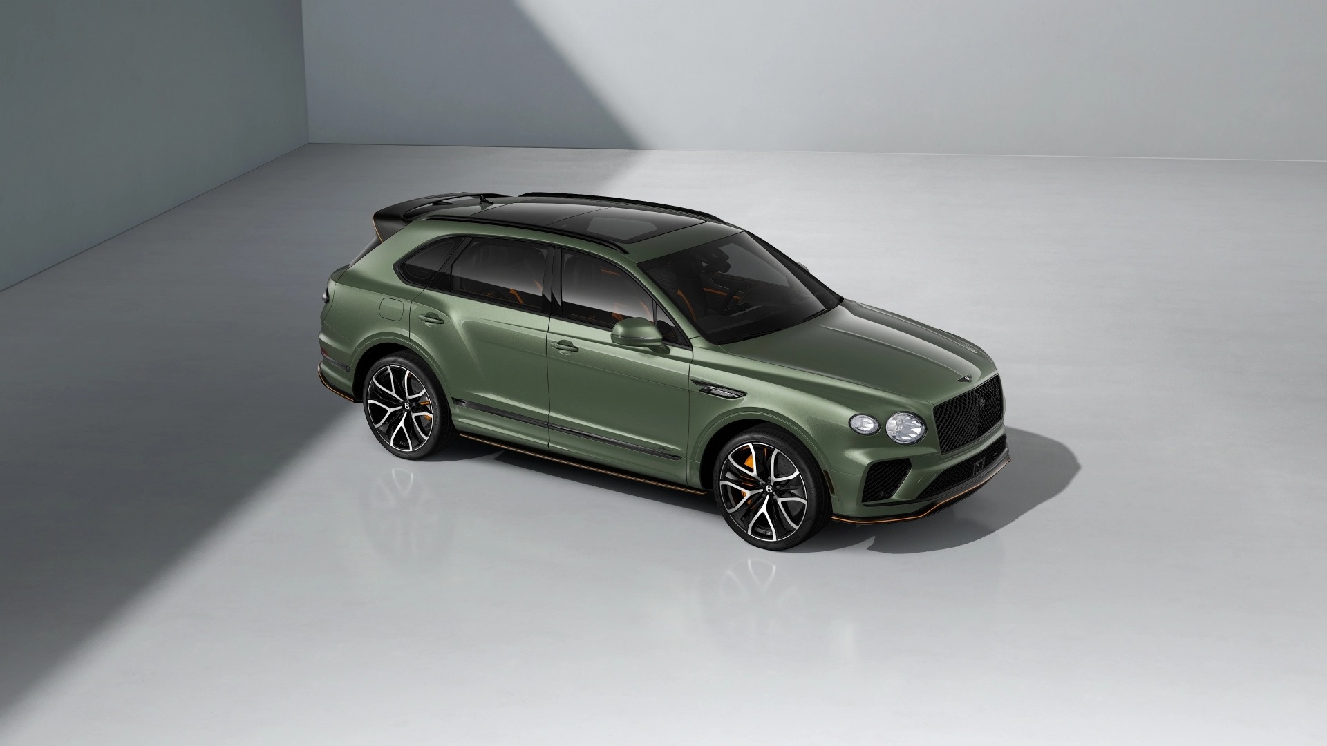 2027 Bentley Bentayga Image 9