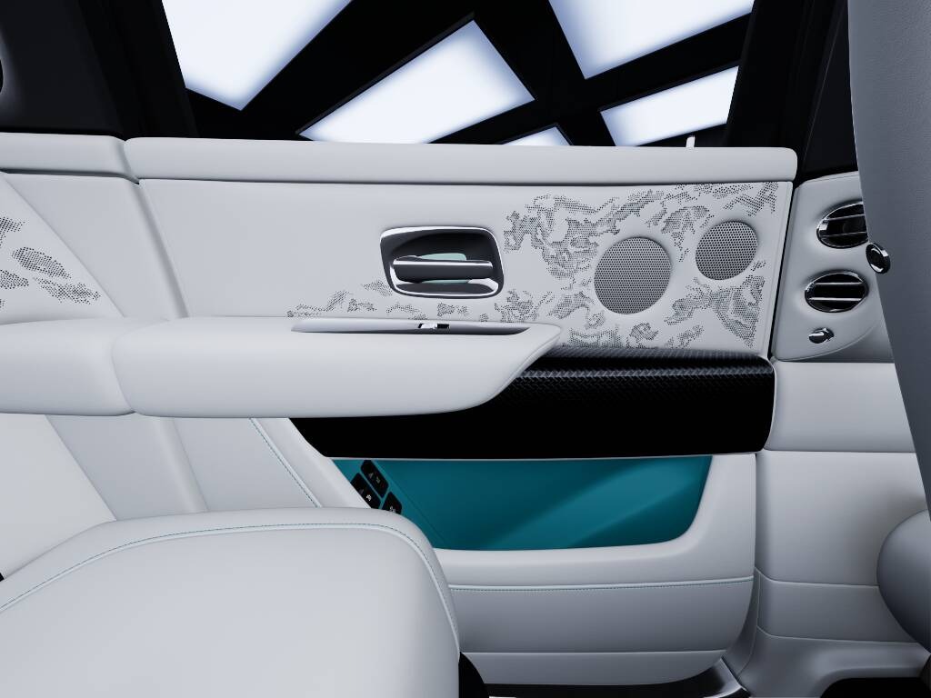 2027 Rolls-Royce Cullinan Image 10