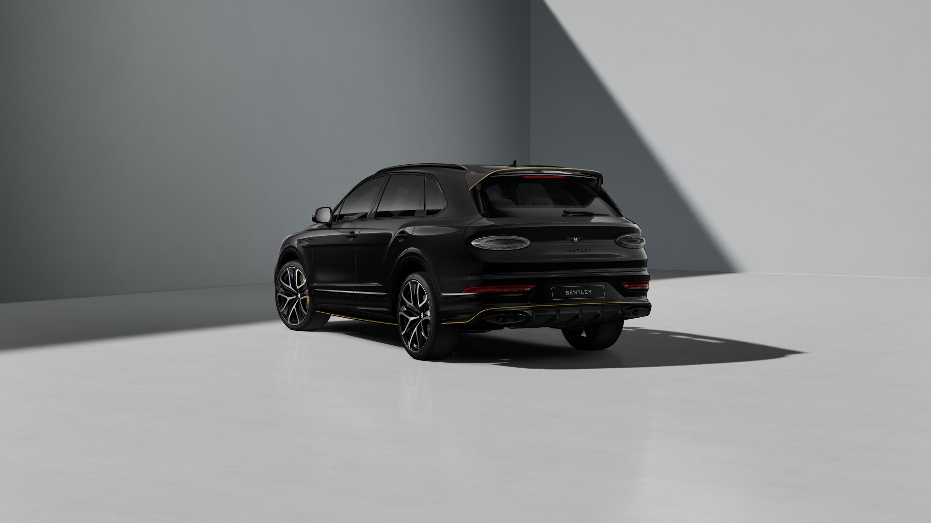 2027 Bentley Bentayga Image 5