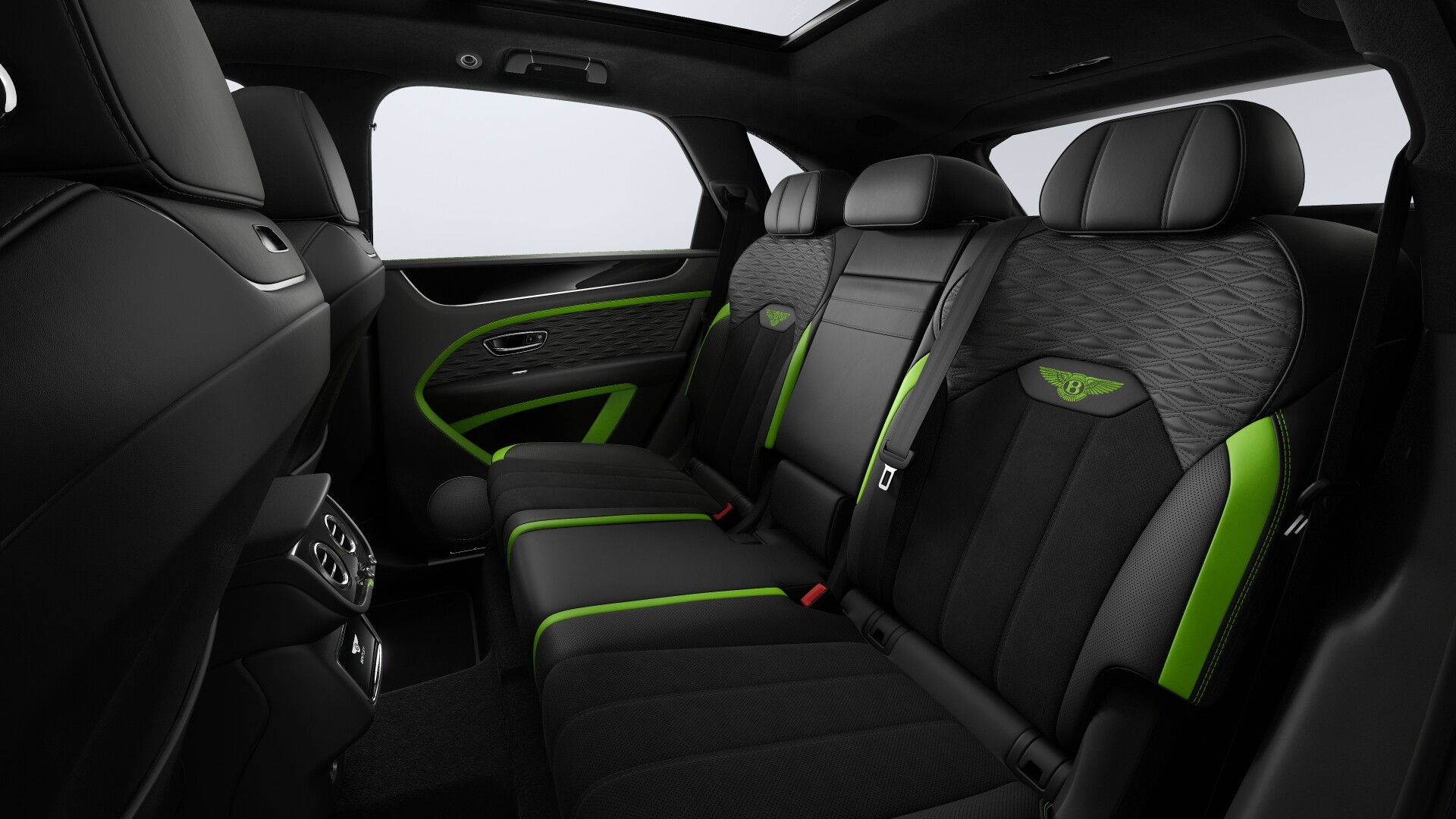 2027 Bentley Bentayga Image 6
