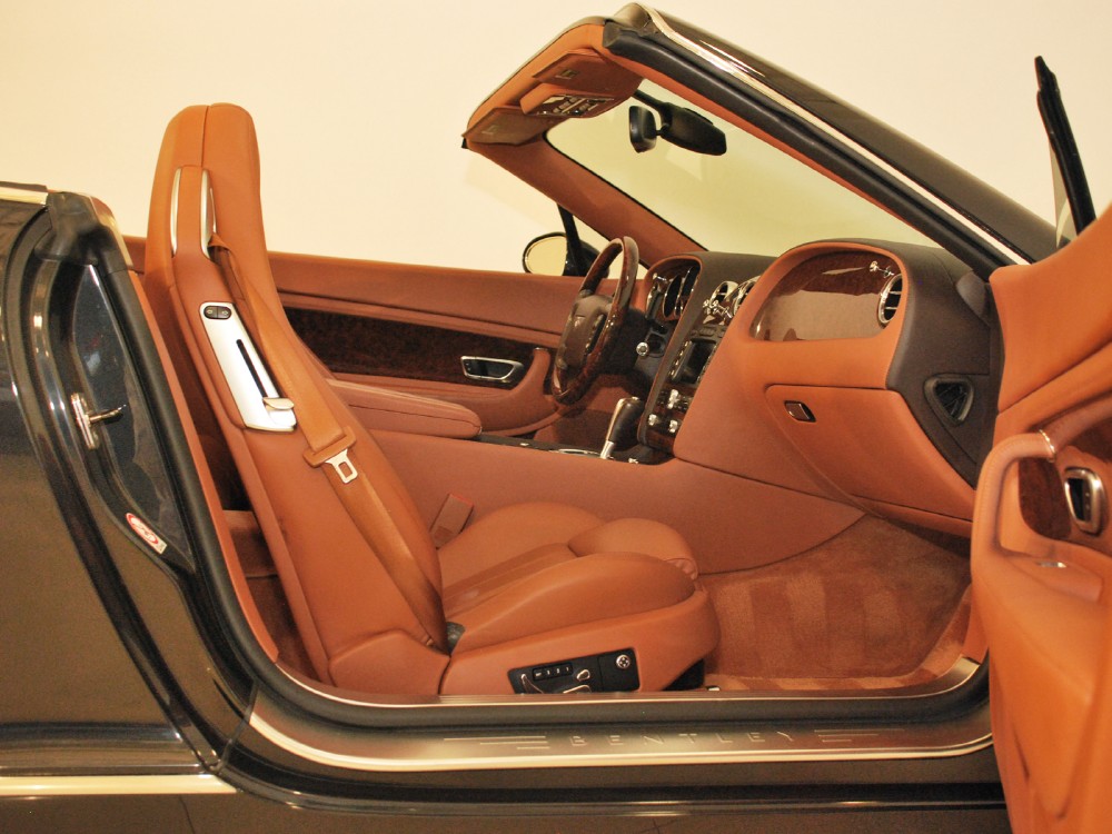 2007 Bentley Continental GT Convertible Image 25