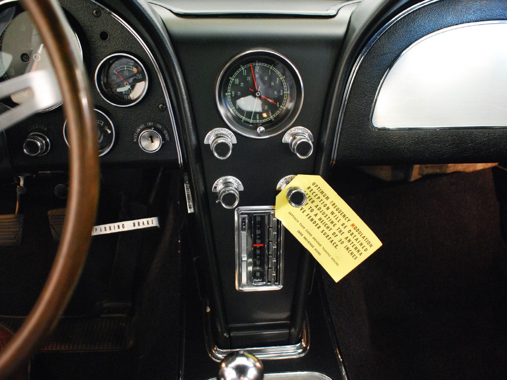 1966 Chevrolet Corvette Image 21