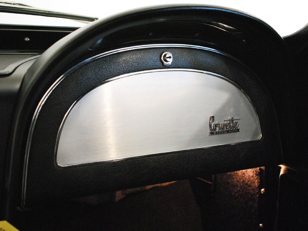 1966 Chevrolet Corvette Image 22