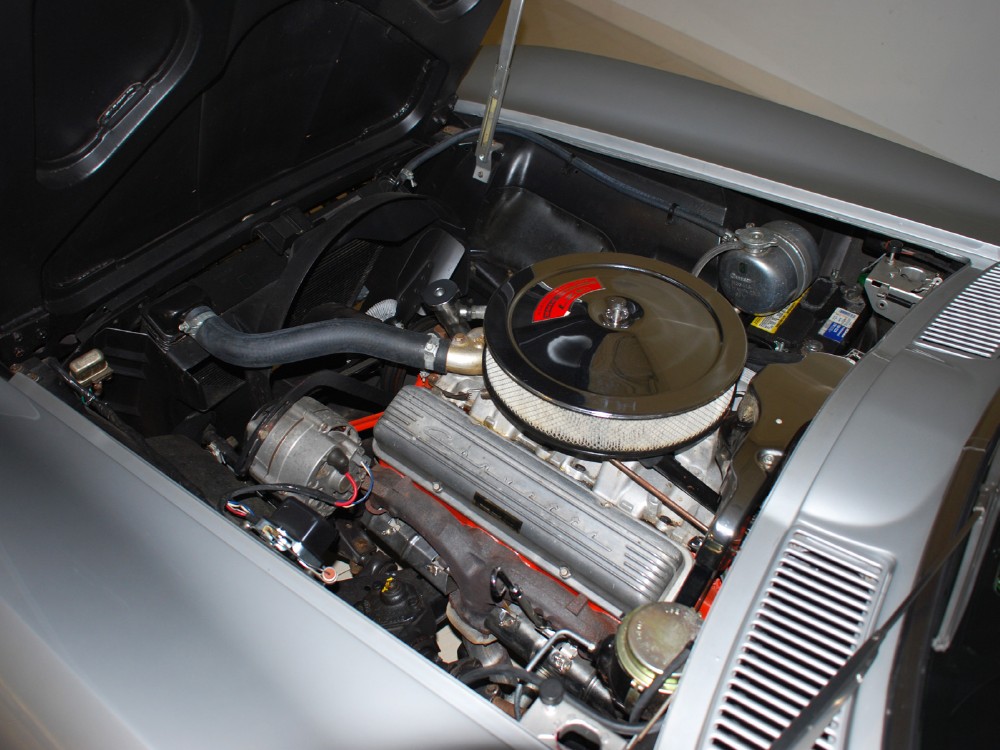 1966 Chevrolet Corvette Image 24