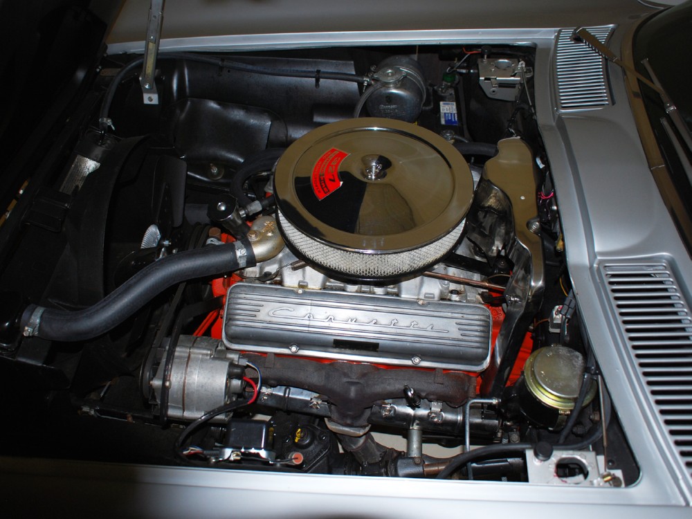 1966 Chevrolet Corvette Image 25