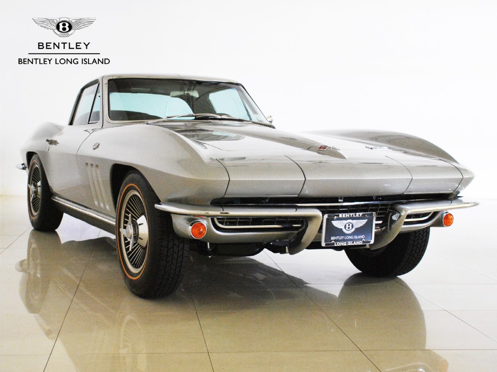 1966 Chevrolet Corvette Image 7