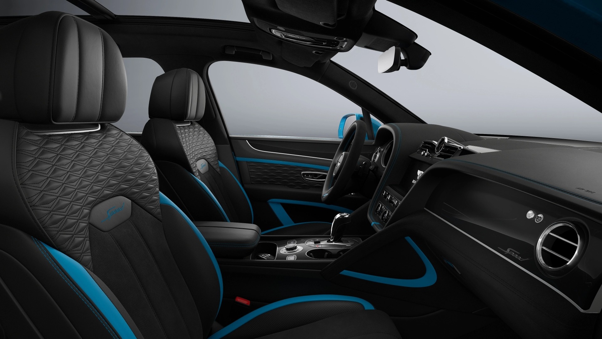 2026 Bentley Bentayga Image 4